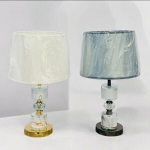 مصباح طاولة زجاج مميز - فضي