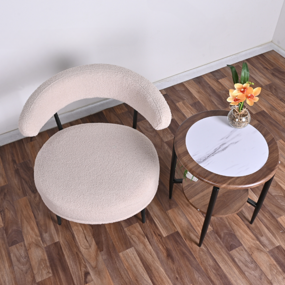 كرسي بقماش بوكليه بتصميم مميز و جذاب - لون بيج 1 كرسي بقماش بوكليه بتصميم مميز و جذاب - لون بيج