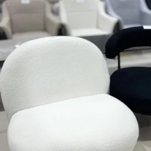 كرسي استرخاء عصري بتصميم أنيق - لون ابيض ✨🤩